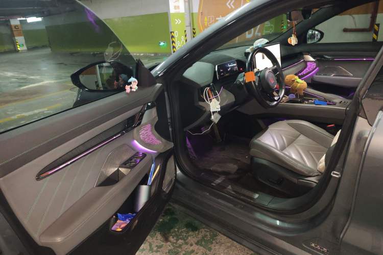 Used Zeekr 001 2022 Long-Range Dual-Motor WE Edition Driver Seat