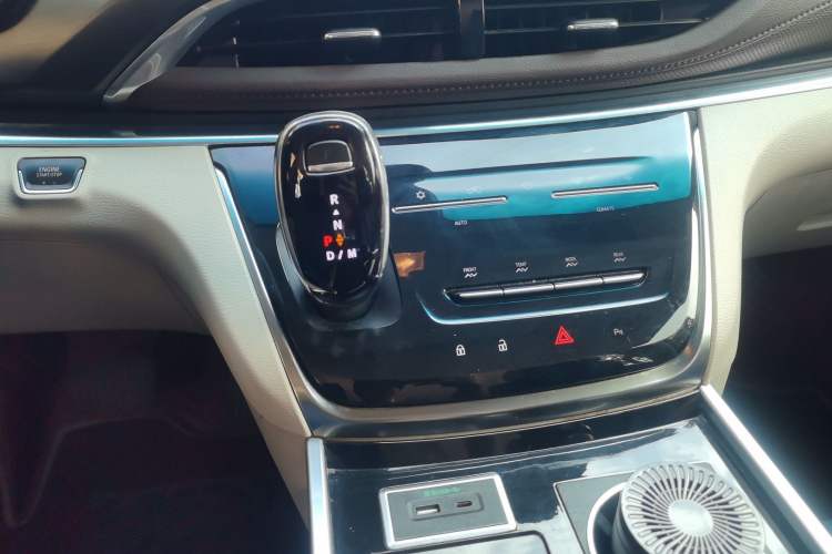 Used Buick GL8 2021 Land Cruiser Executive Class 652T Luxury Model
