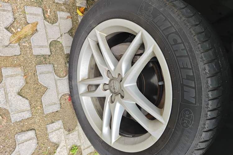 Used Audi Q5 2017 40 TFSI Comfort Model
