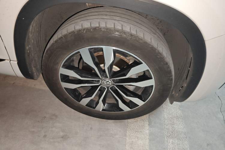 Used Volkswagen Tayron 2020 380TSI All-Wheel Drive R-Line Connected Version
