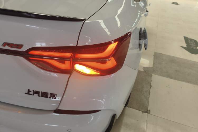 Used Chevrolet Monza 2019 RS 330T Automatic Comfort Edition China VI Standard