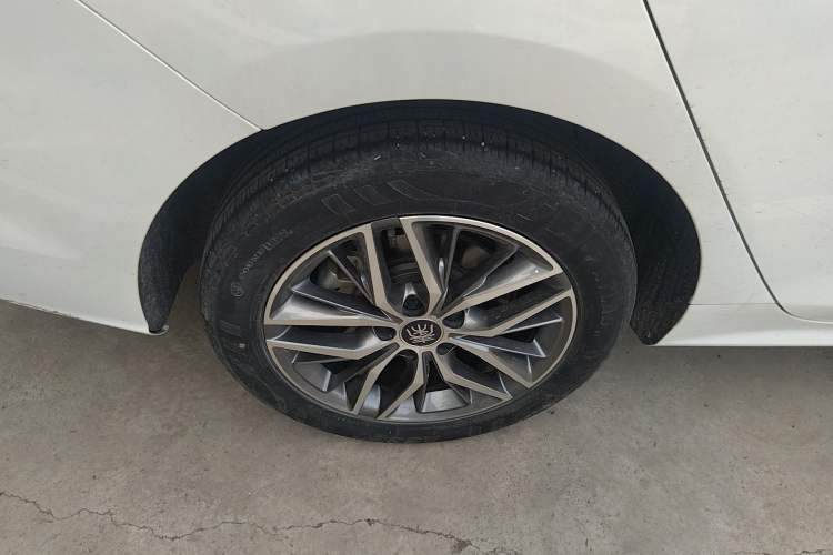 Used BYD Qin PLUS 2023 Champion Edition DM-i 120KM Leading Model Right Rear Wheel Hub