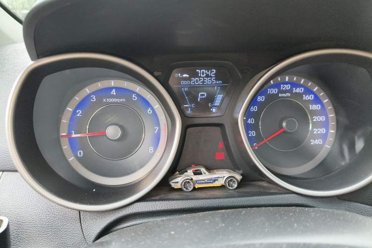 Used Hyundai Elantra (5th Generation / Langdong) 2015 1.6L Automatic Fashion Model Instrument Cluster
