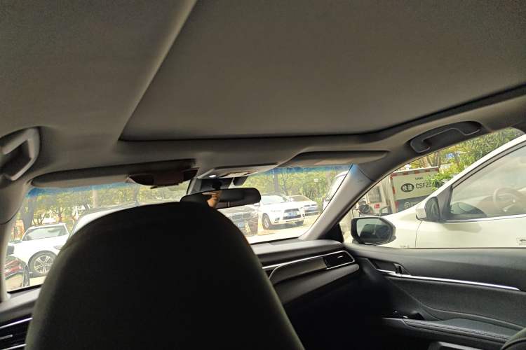 Used Toyota Camry 2019 Revised Version Dual-Engine 2.5 HG Luxury Edition Headliner