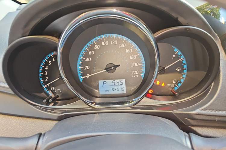 Used Toyota YARiS L Zhi Xuan 2016 Revised 1.5E CVT Charming Edition