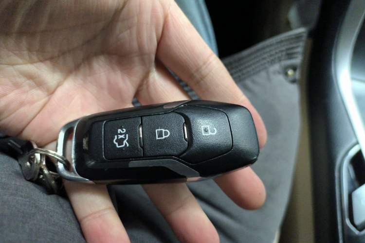 Used Ford Edge 2016 EcoBoost 245 Two-Wheel-Drive Titanium 5-Seater