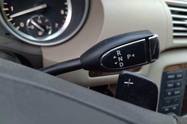 Used Mercedes-Benz R-Class 
