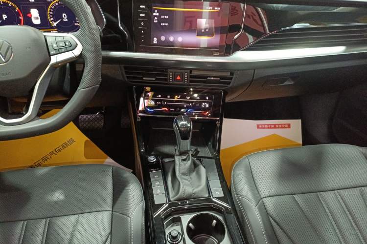 Used Volkswagen Passat 2025 Outstanding Model 380TSI Starry Dragon Edition
