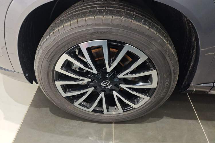 Used GAC Trumpchi Xiangwang S7 2025 205 km Max Version Exterior 4