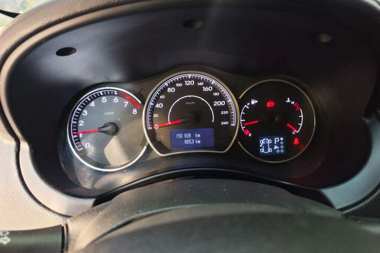 Used Renault Koleos 2012 2.5L Two-Wheel Drive Comfort Edition with Navigation
