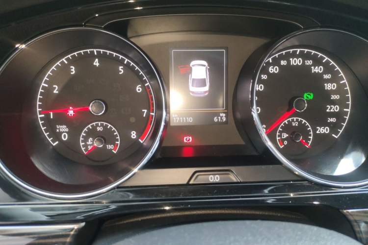 Used Volkswagen Lamando 2015 330TSI DSG Luxury Edition