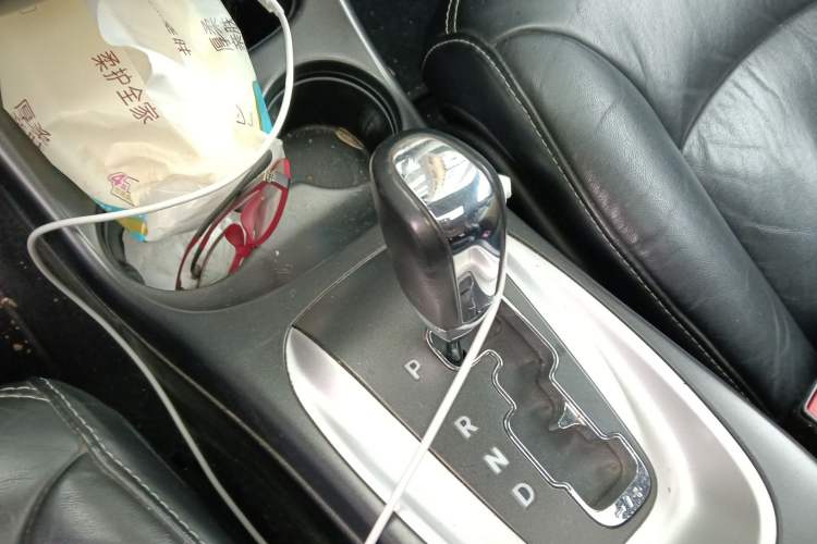 Used Dodge Journey 2013 2.4L Two-Wheel Drive Luxury Version