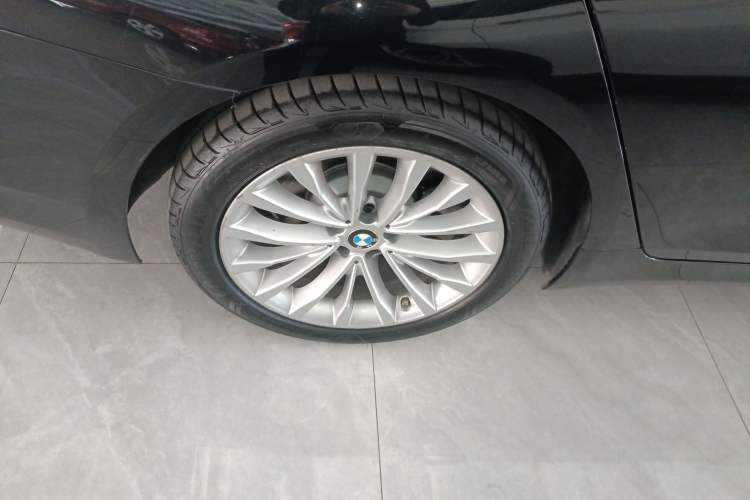 Used BMW 5 Series New Energy 2021 535Le Luxury Package Exterior 5