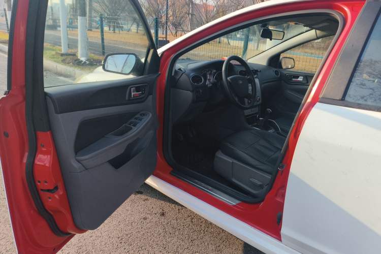 Used Ford Focus 2012 Hatchback Classic 1.8L Manual Base Model
