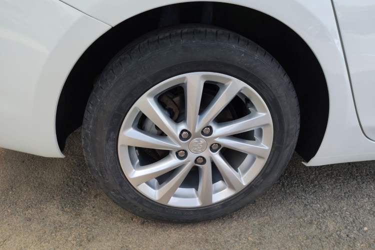 Used Buick Verano 2018 Sedan 15S Automatic Leading Model
