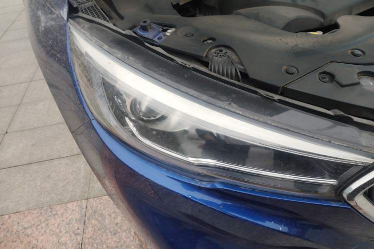 Used Hongqi H5 2019 30TD Smart Connect Dynamic Edition Right Front Headlight