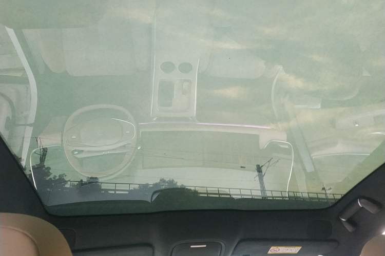 Used XPeng G9 2025 625 Long-Range Max Headliner