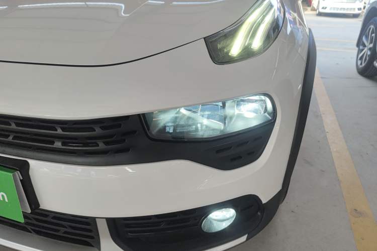 Used Lynk & Co 02 2018 1.5T DCT Two-Wheel Drive Sporty Version China V Standard
