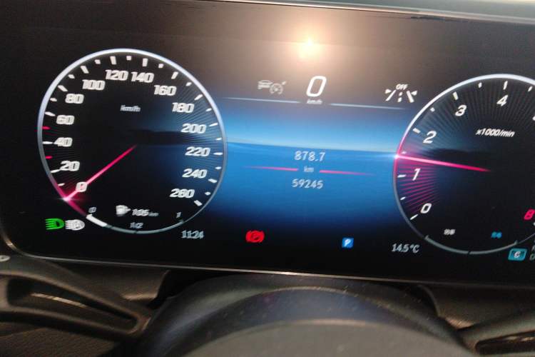 Used Mercedes-Benz GLC 2023 GLC 300 L 4MATIC Dynamic 7-Seater
