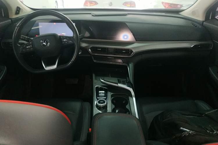 Used CHANGAN UNI-T 2020 1.5T Flagship Version
