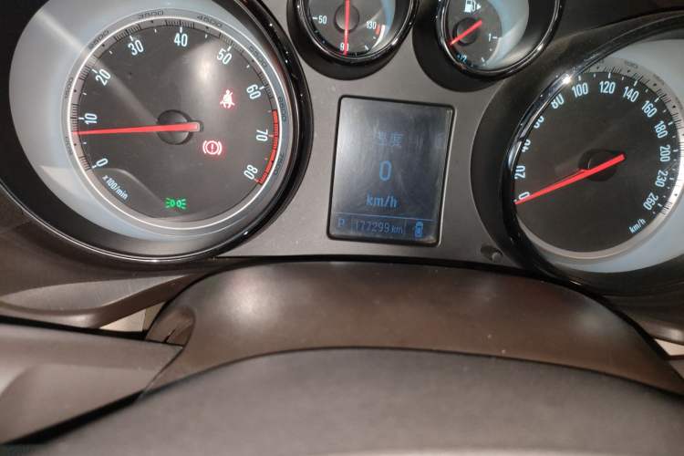 Used Buick Regal 2012 2.0L Luxury Edition
