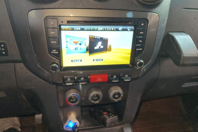 Used BAIC Off-Road BJ40 2014 2.4L Manual Cross-Country Edition
