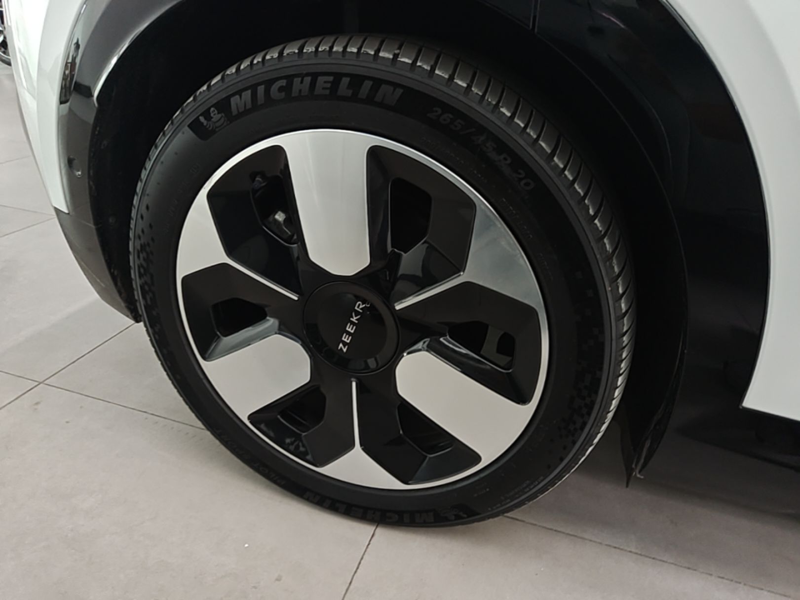 Zeekr MIX 2025 Long-Range Intelligent Driving Edition — снимка 11