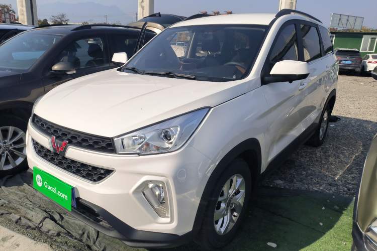 Used Wuling Hongguang S3 2019 1.5L Manual Comfort Model China VI Standard