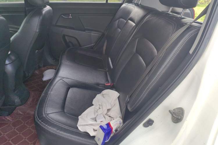 Used Kia Sportage R 2011 2.0L Automatic Two-Wheel Drive GLS