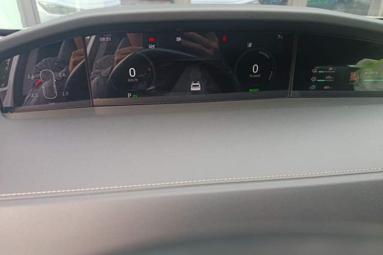 Used Changan UNI-K iDD 2022 Blue Whale iDD 130km 1.5T Prestige Model
