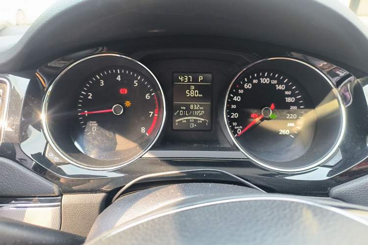 Used Volkswagen Sagitar 2018 1.6L Automatic Comfort Model Instrument Cluster