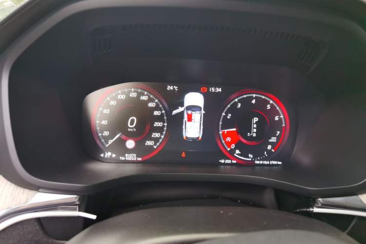 Used Volvo XC60 2020 T5 4x4 Smart Luxury Edition