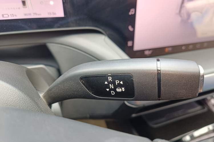 Used XPeng P7 2020 670N Gear Lever