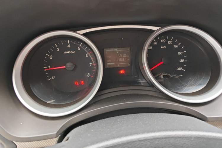 Used Wuling Hongguang 2019 1.5L S Comfort Edition China VI LAR Instrument Cluster