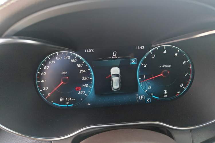 Used Mercedes-Benz GLC 2020 GLC 260 L 4MATIC Dynamic Model
