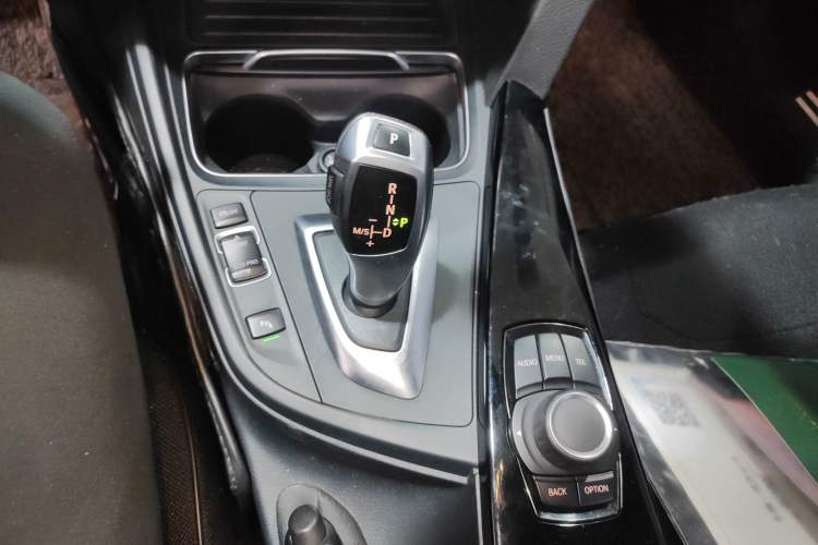 Used BMW 3 Series 2016 316Li Fashion Model
