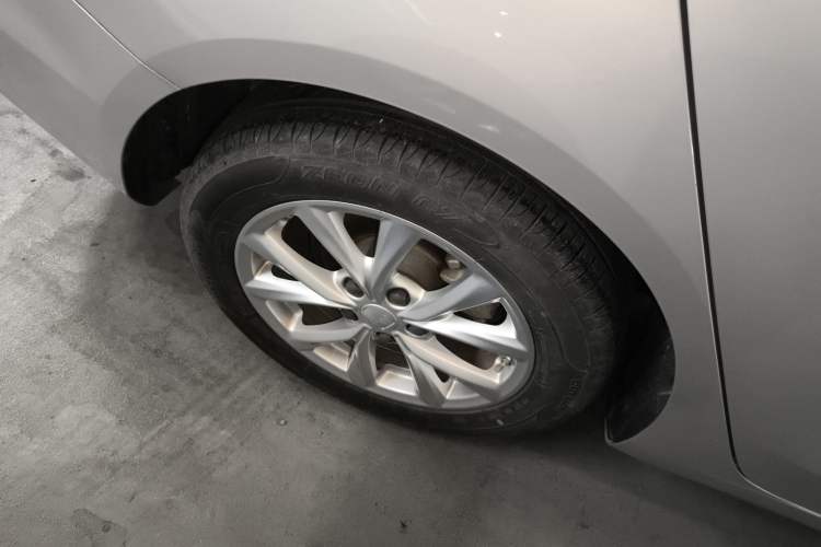 Used Roewe i5 2020 1.5L Manual 4G Connect Luxury Edition