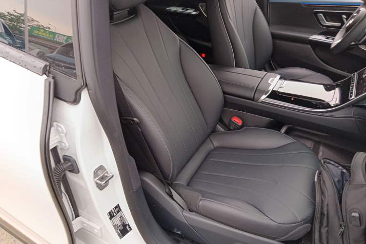 Used Mercedes-Benz EQE 2022 350 First Edition Special Version Right Front Seat