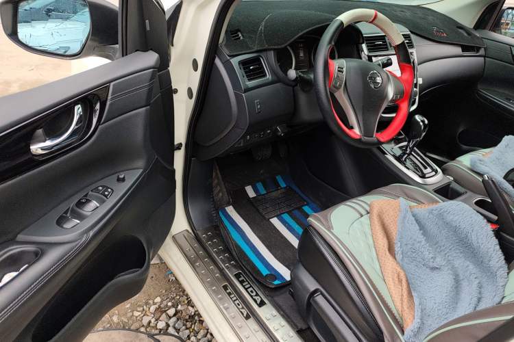 Used Nissan Tiida 2016 1.6L CVT Smart Drive Edition Driver Seat