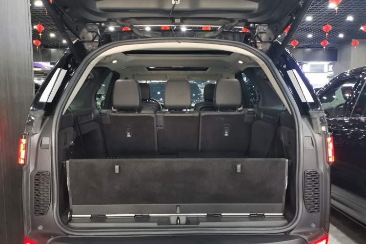 Used Land Rover Discovery 2018 3.0 SC V6 HSE
