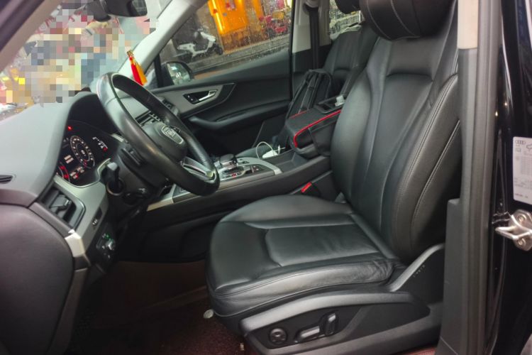 Used Audi Q7 2019 45 TFSI Comfort Model