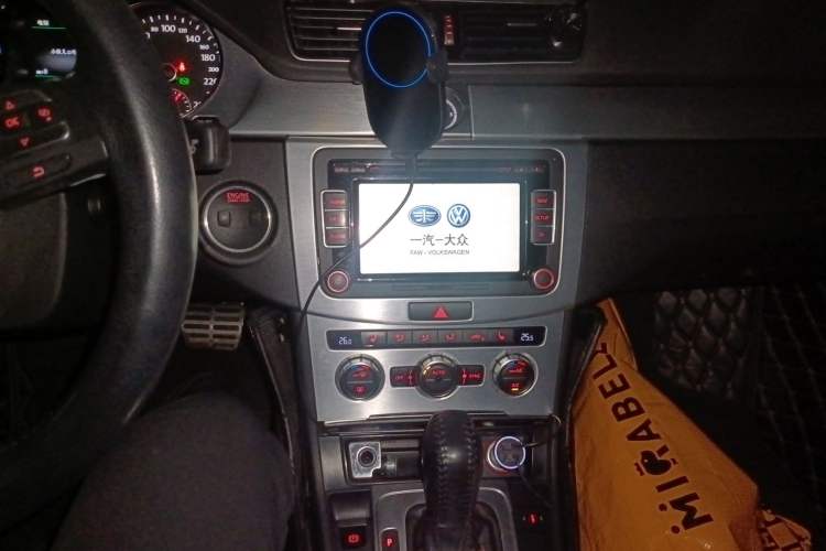 Used Volkswagen FAW-Volkswagen CC 2015 2.0 TSI Ultimate Model Audio And AC Panel