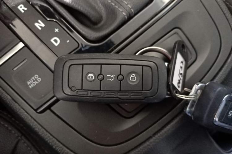 Used Qoros 5 2018 Revised Version 1.6T Automatic Leading Edition