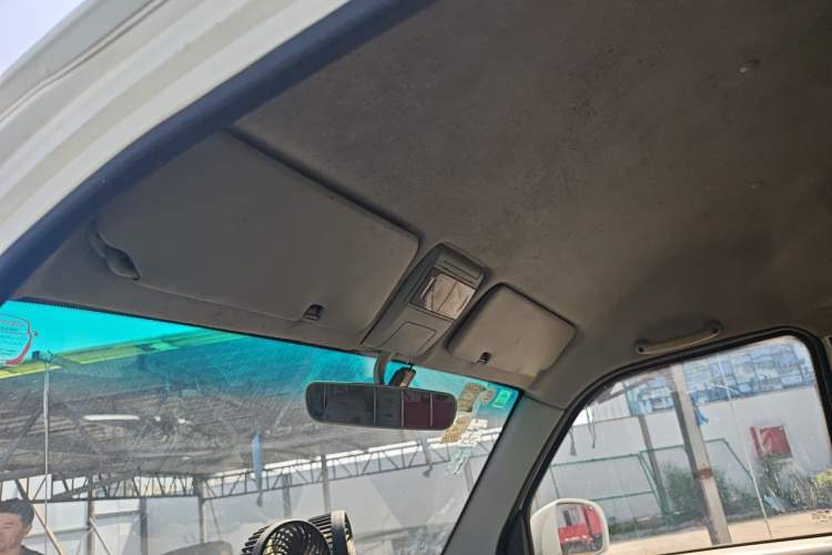 Used Jinbei New Hiace X30L 
