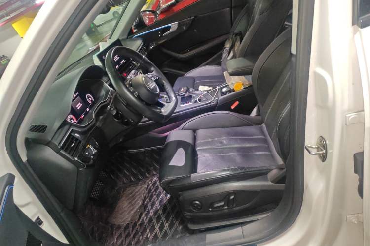 Used Audi A4L 2022 40 TFSI Luxury Dynamic Model Left Front Seat