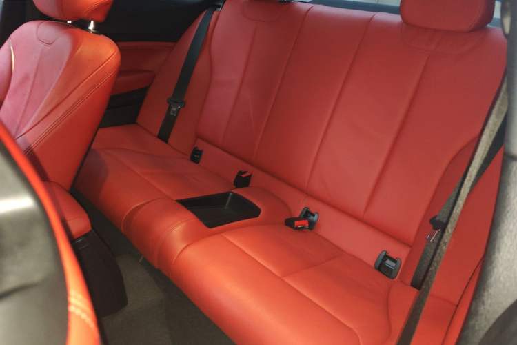 Used BMW 2 Series 2019 225i Luxury Model with M Sport Package Left Rear Seat