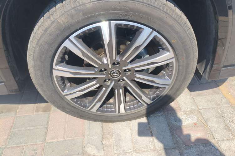 Used CHANGAN CS75 PLUS 2023 3rd Generation 1.5T Automatic Prestige Model
