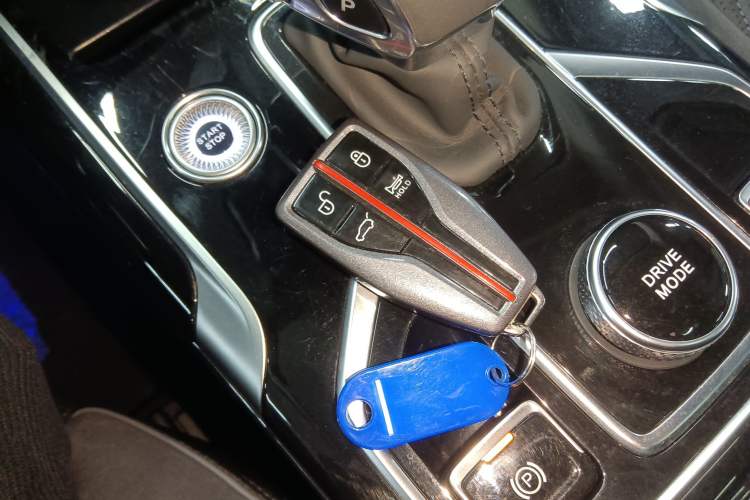 Used Hongqi HS5 2022 Revised Version 2.0T Smart Connect Flagship Edition