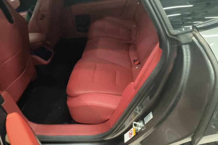 Used Avatr 12 2025 Year Updated Ultra Extended-Range Version Left Rear Seat