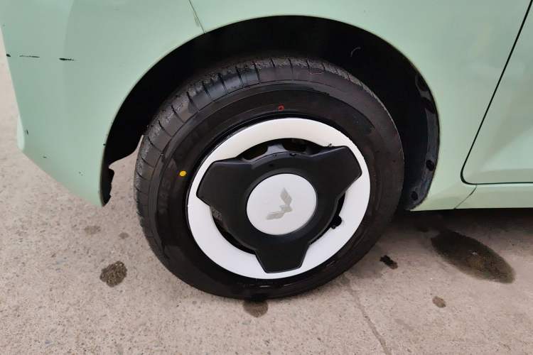 Used Wuling Hongguang MINIEV 2021 Macaron Premium Model – Lithium Iron Phosphate